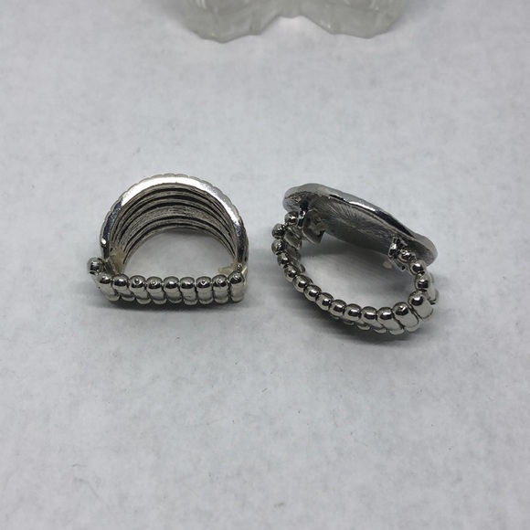 BUNDLE lot 2 trendy fashionista statement stretch rings aprox 8 - Picture 2 of 5